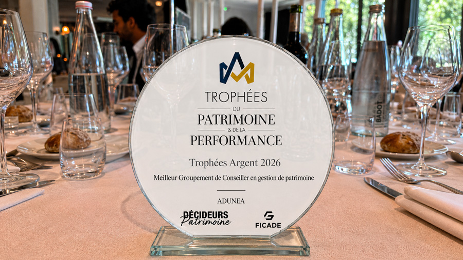 Trophée d'Argent 2026 - Meilleur Groupement de Conseillers en Gestion de Patrimoine, remis à ADUNÉA